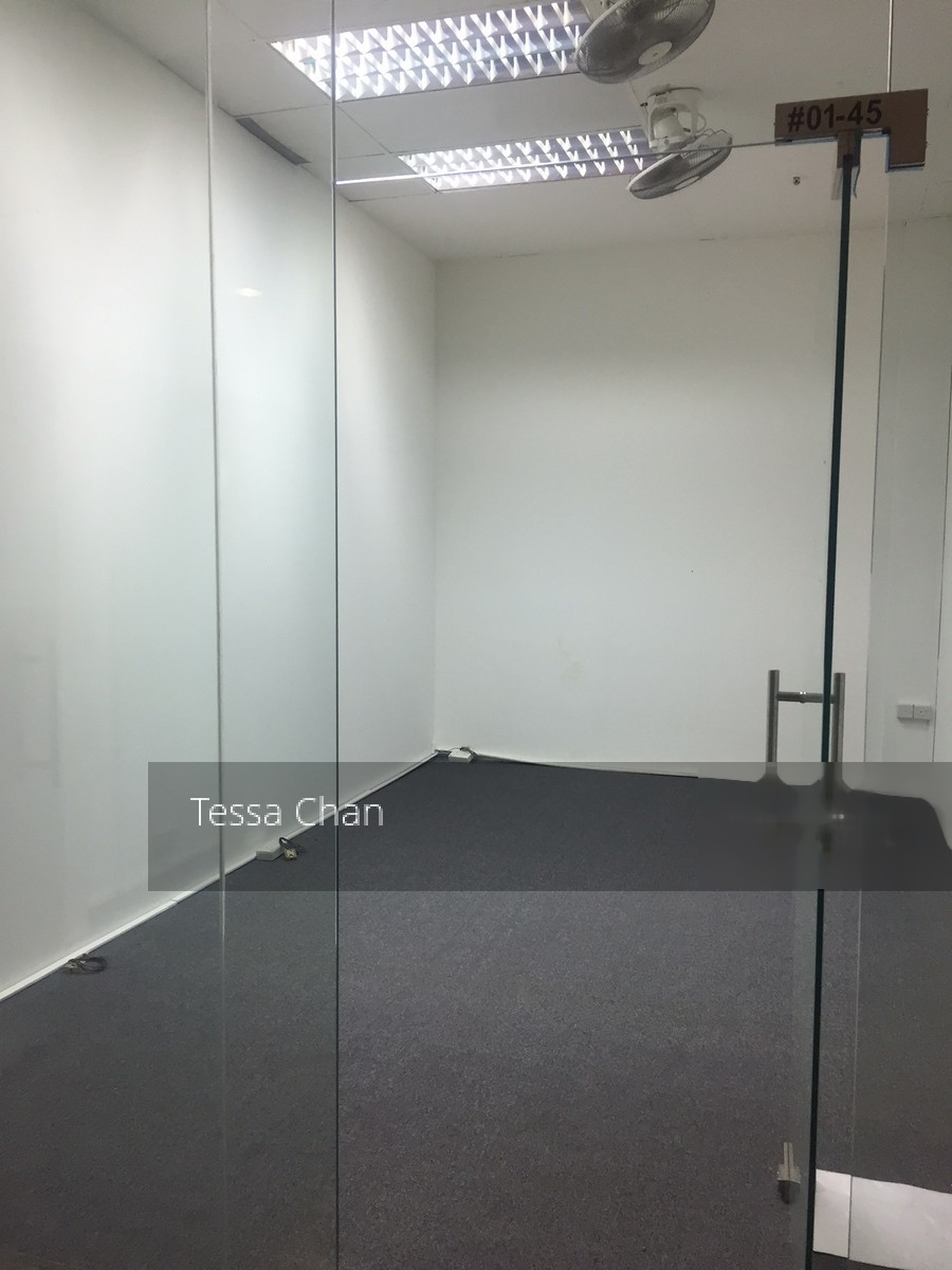 High Street Centre (D6), Office #142228582